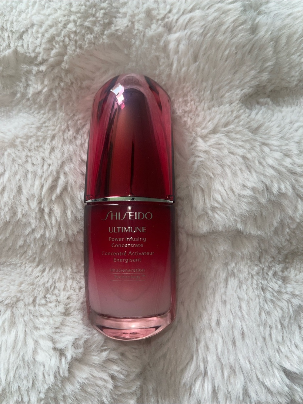 Shiseido ULTIMUNE Power Infusing Concentrate - Red and Pink Gradient Bottle